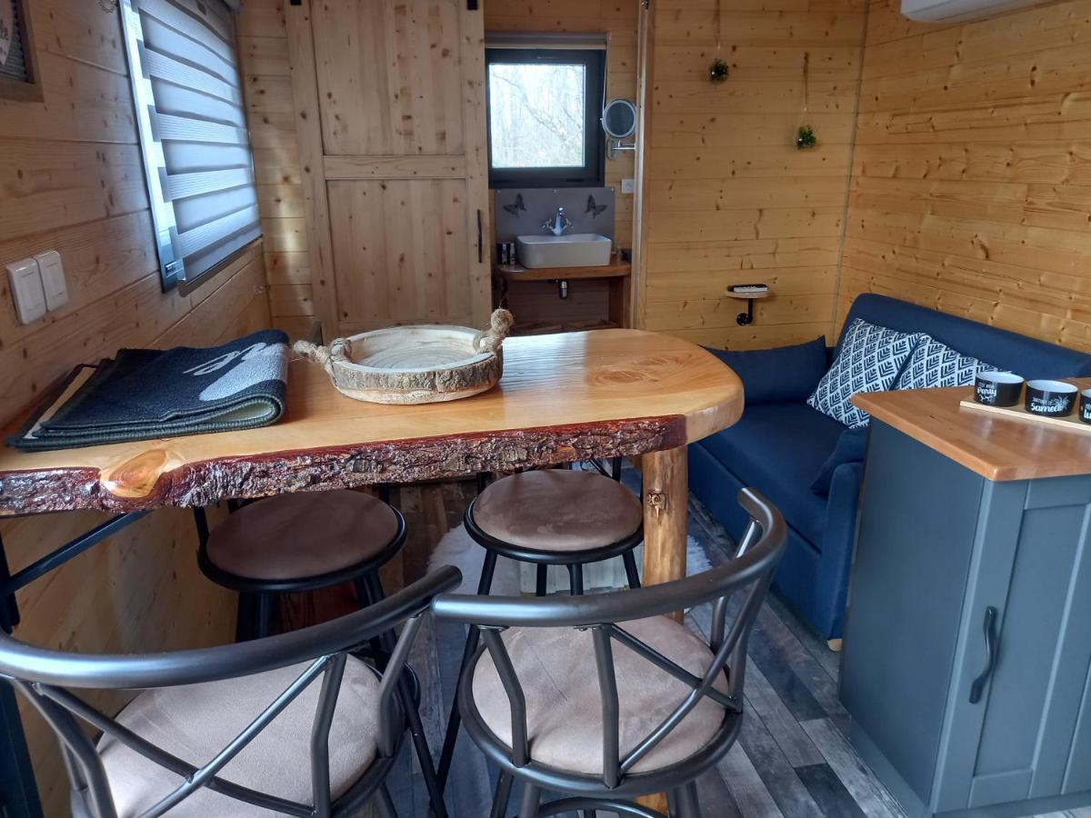 Holiday home Roulotte Au Paradis *